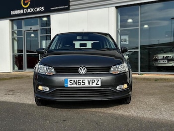 Used Volkswagen Polo 2015 for sale - 77749278: Photo
