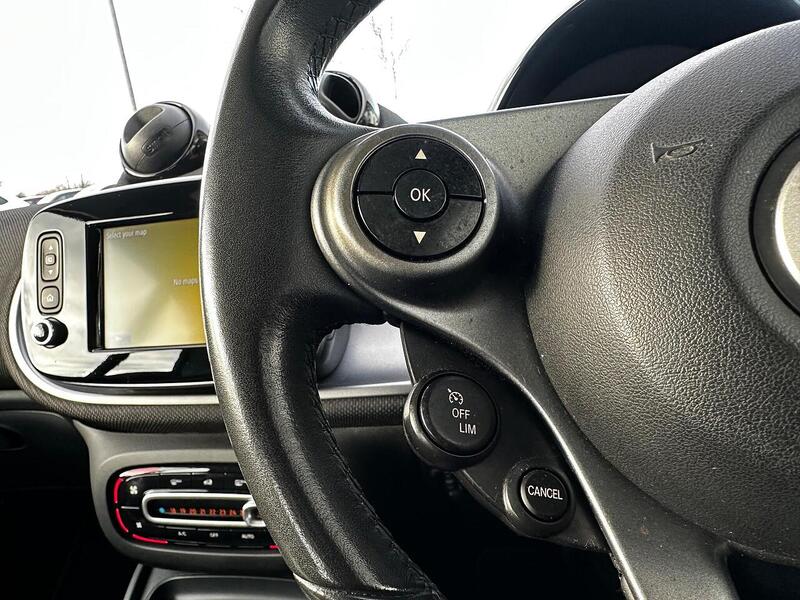 Used smart fortwo 2015 for sale - 77129115: Photo 17