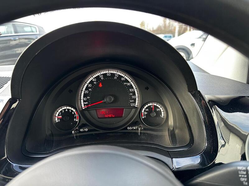 Used Volkswagen up! 2013 for sale - 77394961: Photo 17