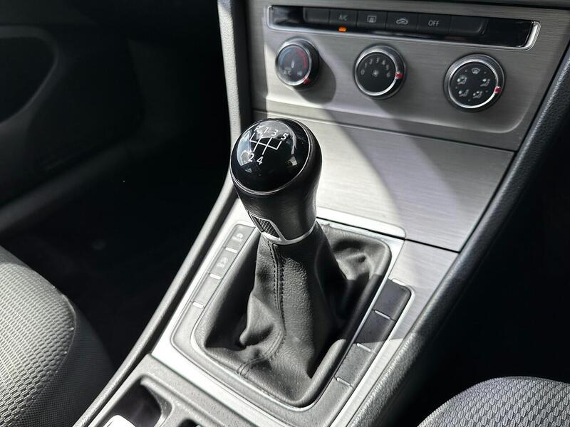 Used Volkswagen Golf 2014 for sale - 78201266: Photo 24