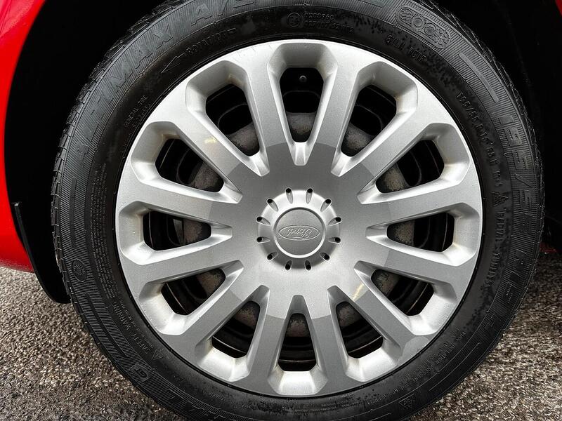 Used Ford Fiesta 2014 for sale - 77129117: Photo 9