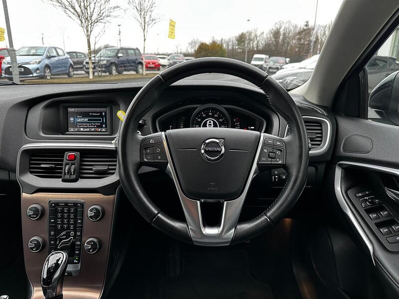 Used Volvo V40 Cross Country for sale - 77475591: Photo 15