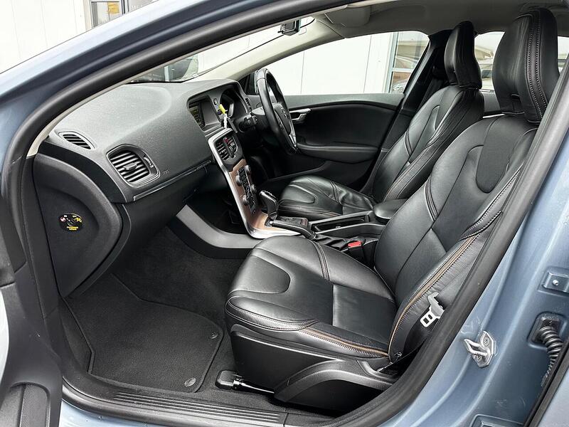 Used Volvo V40 Cross Country for sale - 77475591: Photo 16