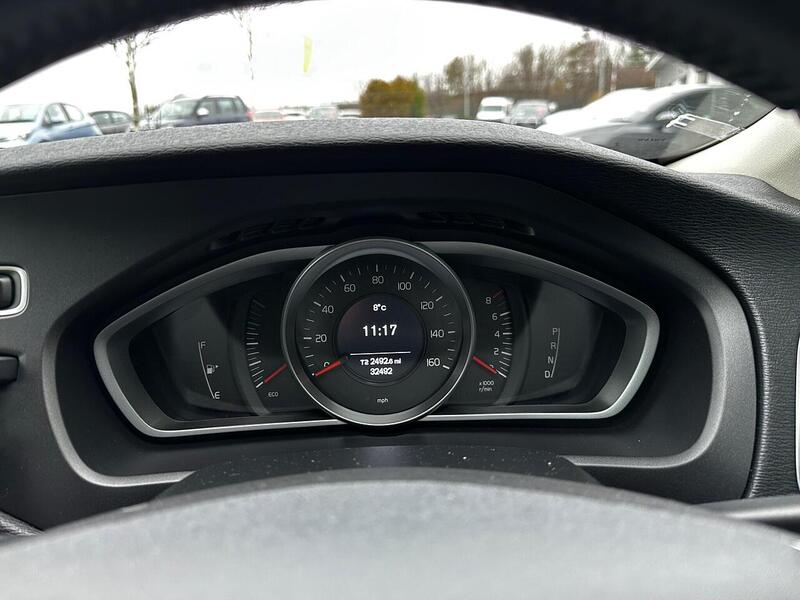 Used Volvo V40 Cross Country for sale - 77475591: Photo 21