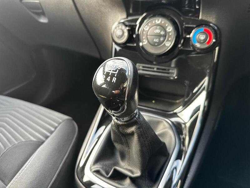 Used Ford Fiesta 2013 for sale - 77132520: Photo 22