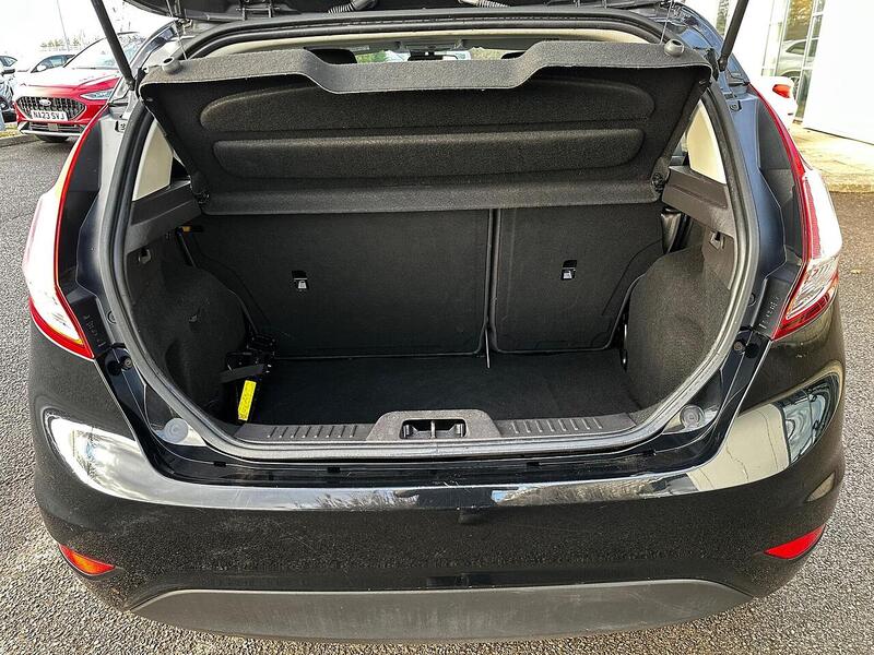 Used Ford Fiesta 2013 for sale - 77132520: Photo 9