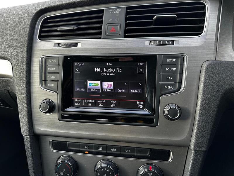 Used Volkswagen Golf 2015 for sale - 77490669: Photo 22