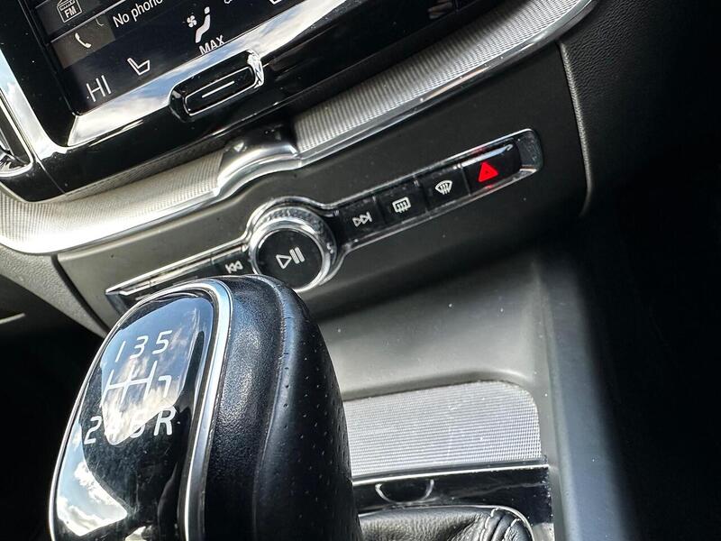 Used Volvo XC60 2018 for sale - 77584057: Photo 24