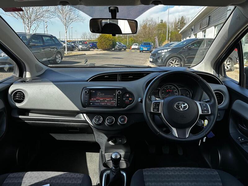 Used Toyota Yaris 2016 for sale - 78168028: Photo 14