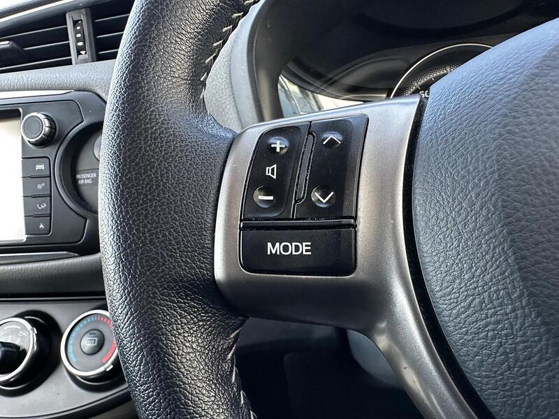 Used Toyota Yaris 2016 for sale - 78168028: Photo 23