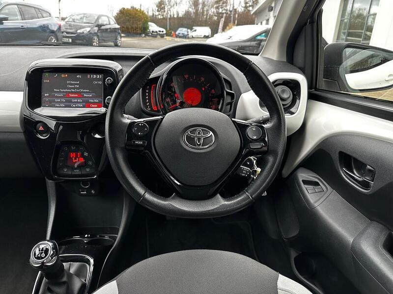 Used Toyota AYGO 2018 for sale - 77594950: Photo 11