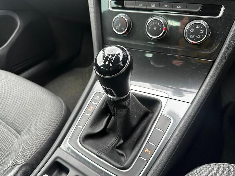 Used Volkswagen Golf 2019 for sale - 77776382: Photo 24