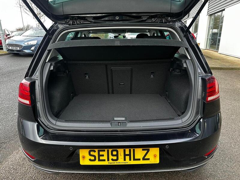 Used Volkswagen Golf 2019 for sale - 77776382: Photo 9