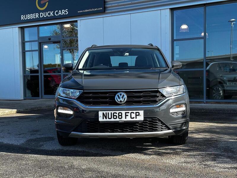 Used Volkswagen T-Roc 2018 for sale - 77132464: Photo 2