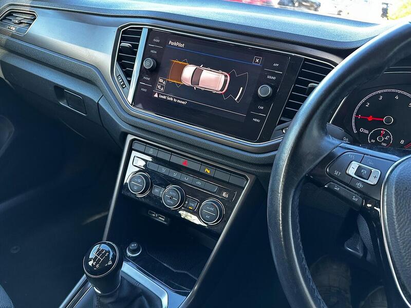 Used Volkswagen T-Roc 2018 for sale - 77132464: Photo 20