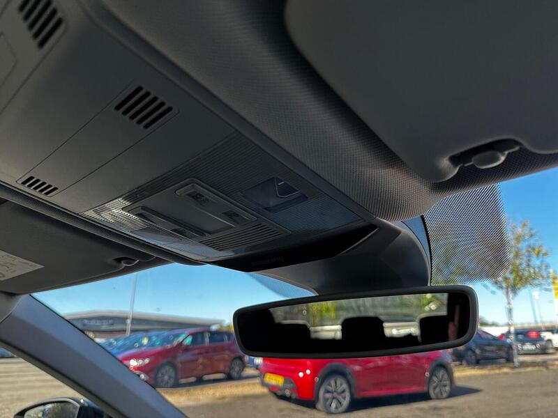 Used Volkswagen T-Roc 2018 for sale - 77132464: Photo 21