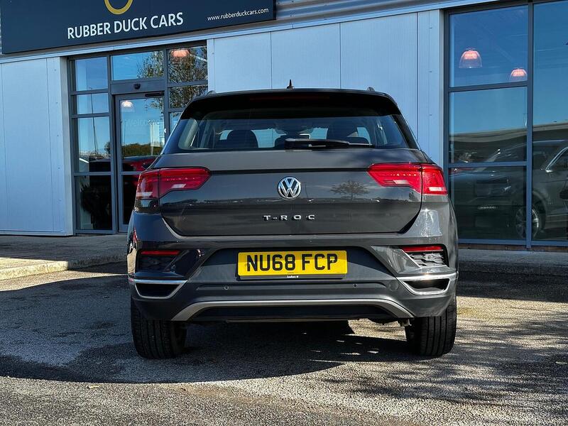 Used Volkswagen T-Roc 2018 for sale - 77132464: Photo 6