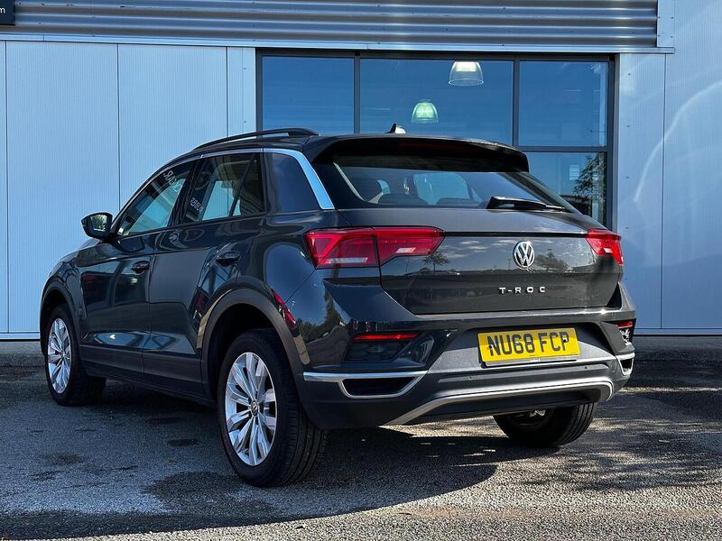 Used Volkswagen T-Roc 2018 for sale - 77132464: Photo 7