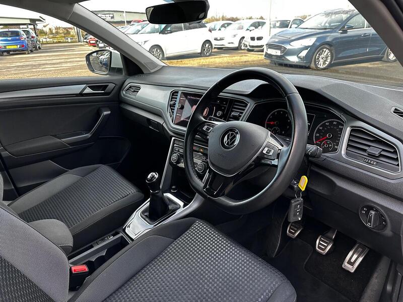 Used Volkswagen T-Roc for sale - 78012713: Photo 17