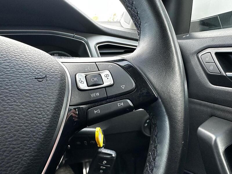 Used Volkswagen T-Roc for sale - 78012713: Photo 19