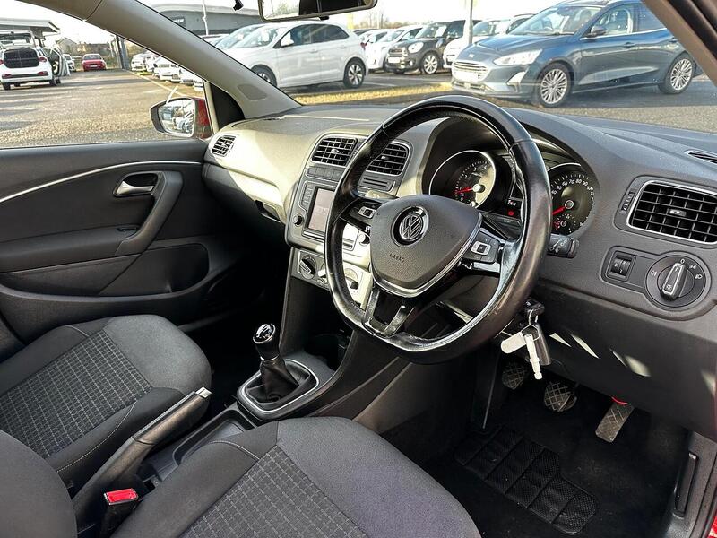 Used Volkswagen Polo 2015 for sale - 77247356: Photo 10