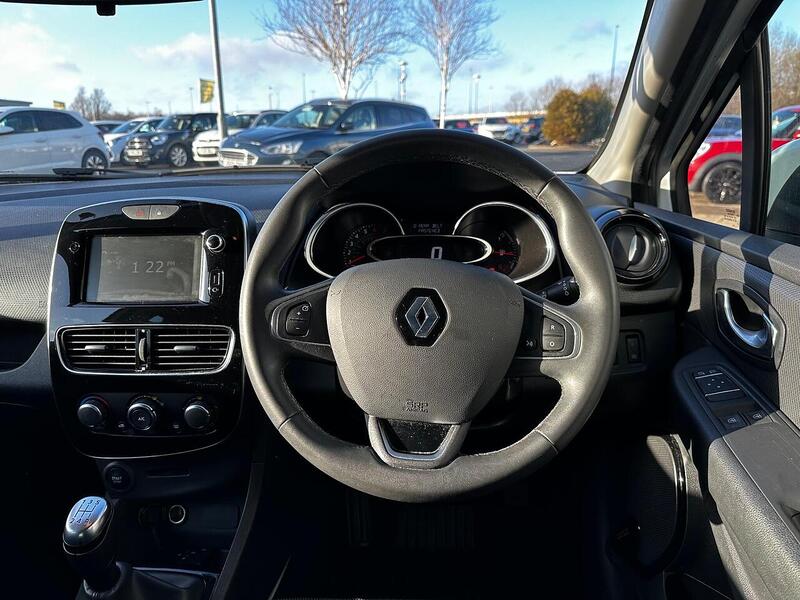 Used Renault Clio 2019 for sale - 77172799: Photo 11