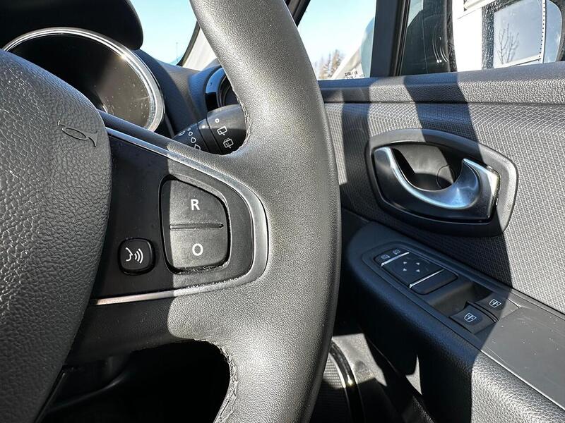 Used Renault Clio 2019 for sale - 77172799: Photo 18