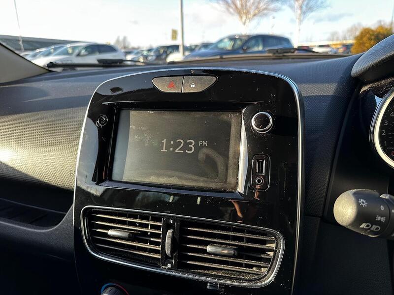 Used Renault Clio 2019 for sale - 77172799: Photo 22