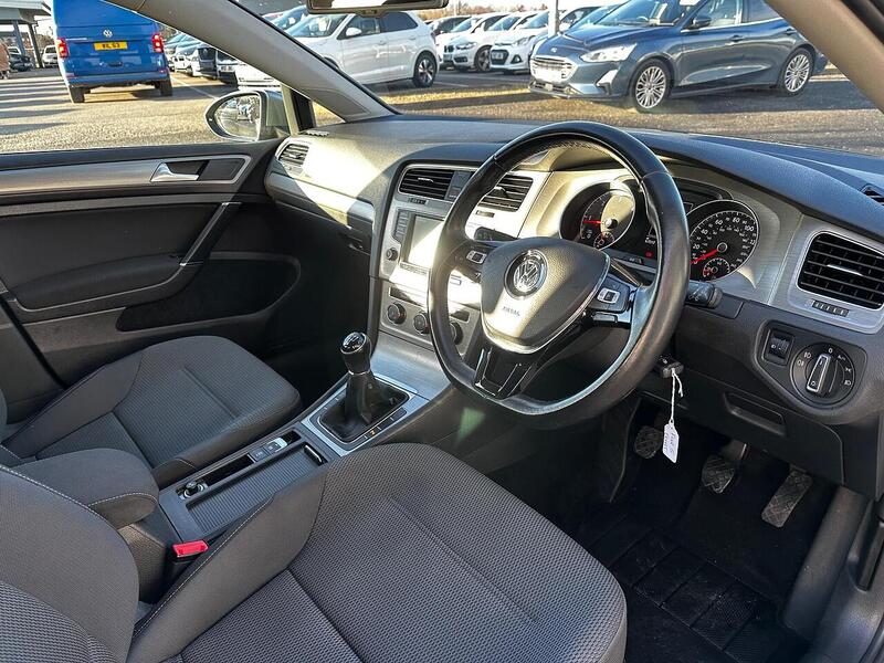 Used Volkswagen Golf 2015 for sale - 77609517: Photo 16