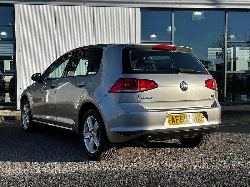 Used Volkswagen Golf 2015 for sale - 77609517: Photo 7