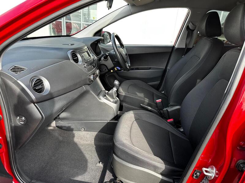 Used Hyundai i10 2017 for sale - 77937447: Photo 12