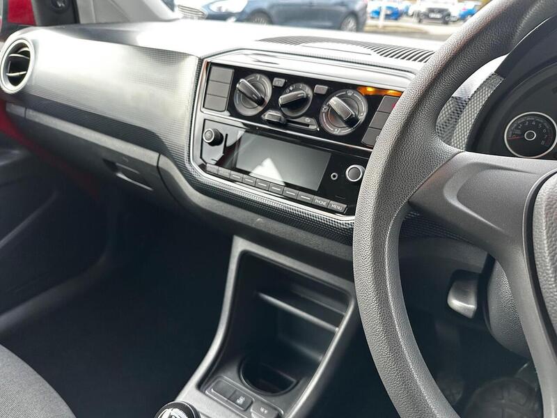 Used Volkswagen up! 2018 for sale - 77906060: Photo 22