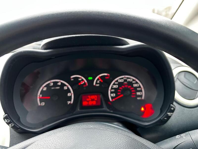 Used Ford Ka 2014 for sale - 77303250: Photo 23