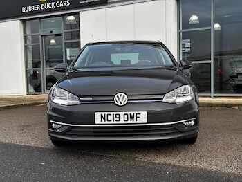 Used Volkswagen Golf 2019 for sale - 77394958: Photo