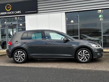 Used Volkswagen Golf 2019 for sale - 77394958: Photo