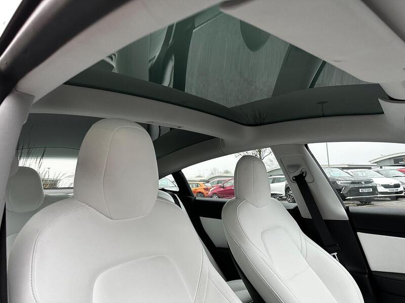 Used Tesla Model 3 2019 for sale - 77264110: Photo 17