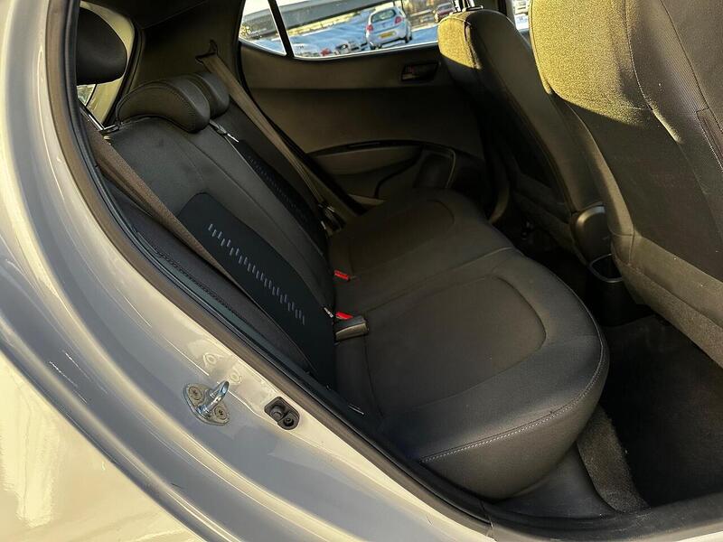 Used Hyundai i10 2018 for sale - 77132566: Photo 14