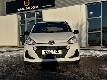 Used Hyundai i10 2018 for sale - 77132566: Photo