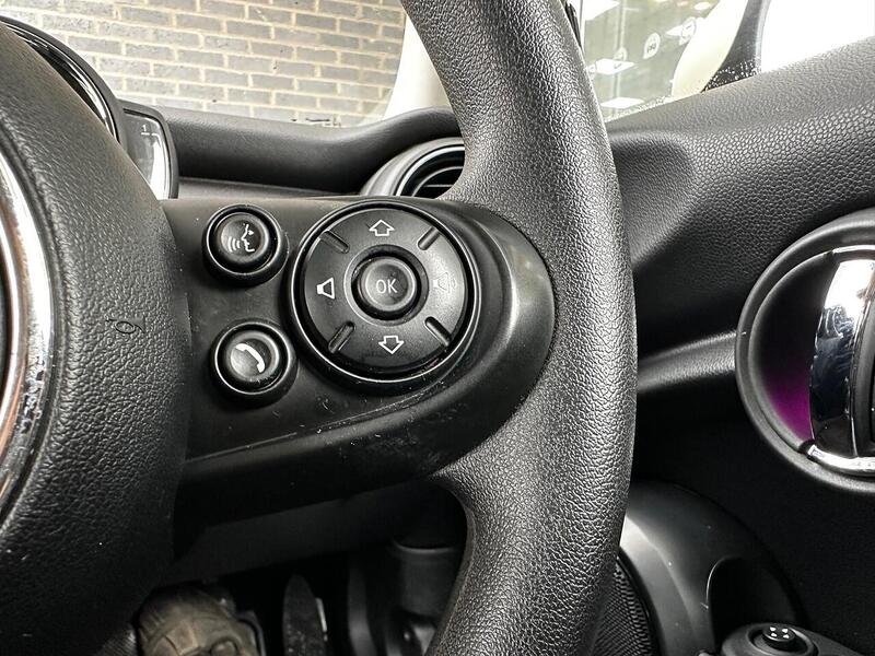 Used MINI Hatch 2019 for sale - 77132454: Photo 16