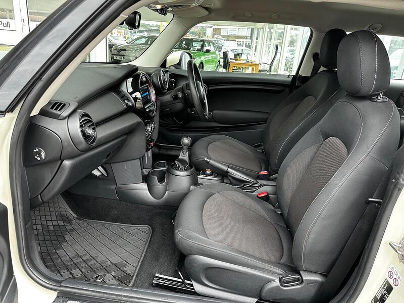 Used MINI Hatch 2019 for sale - 77132454: Photo 23