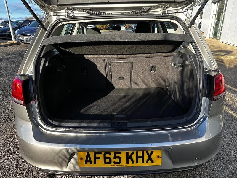 Used Volkswagen Golf 2015 for sale - 77640138: Photo 9