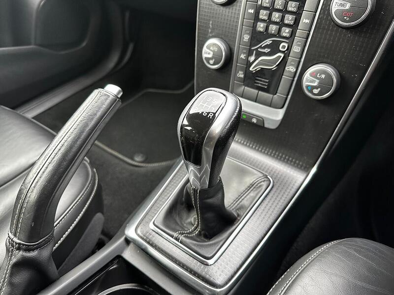 Used Volvo V40 2017 for sale - 77655819: Photo 12