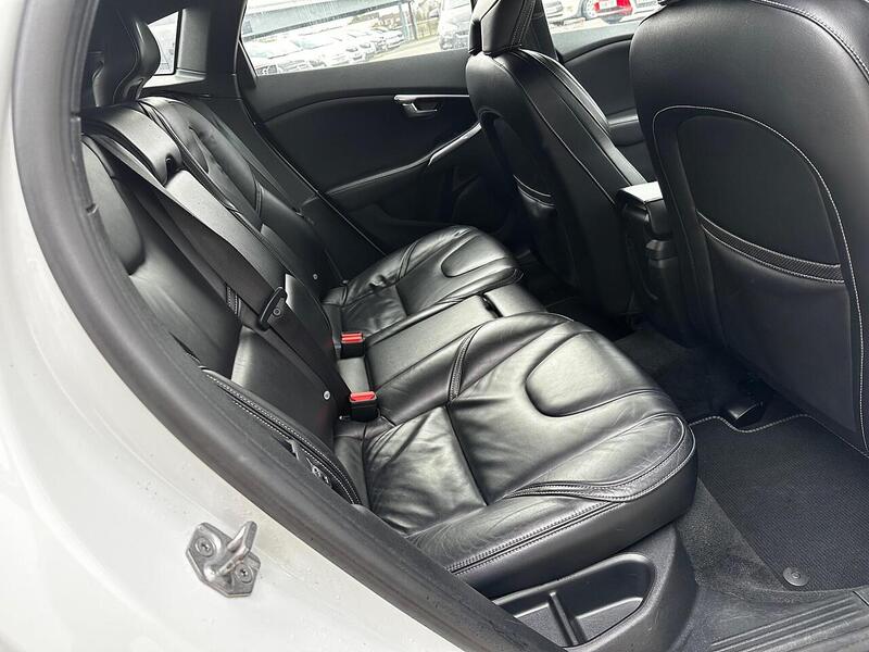 Used Volvo V40 2017 for sale - 77655819: Photo 15