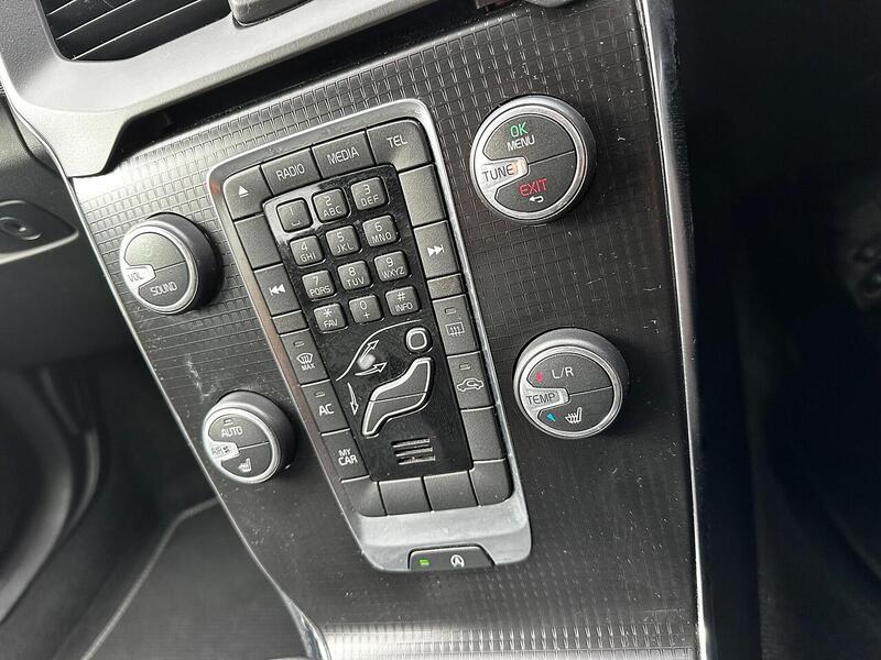 Used Volvo V40 2017 for sale - 77655819: Photo 18