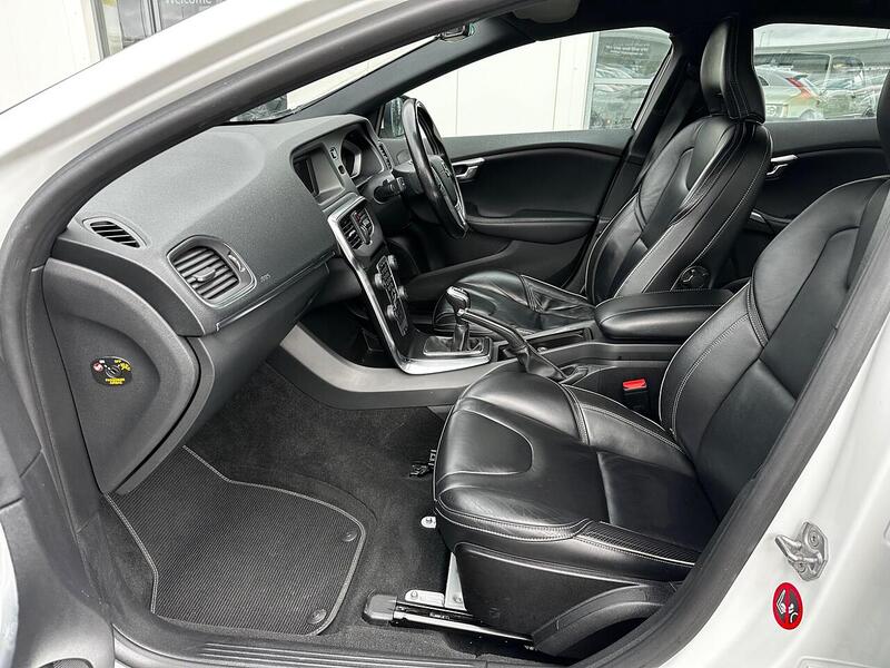 Used Volvo V40 2017 for sale - 77655819: Photo 25