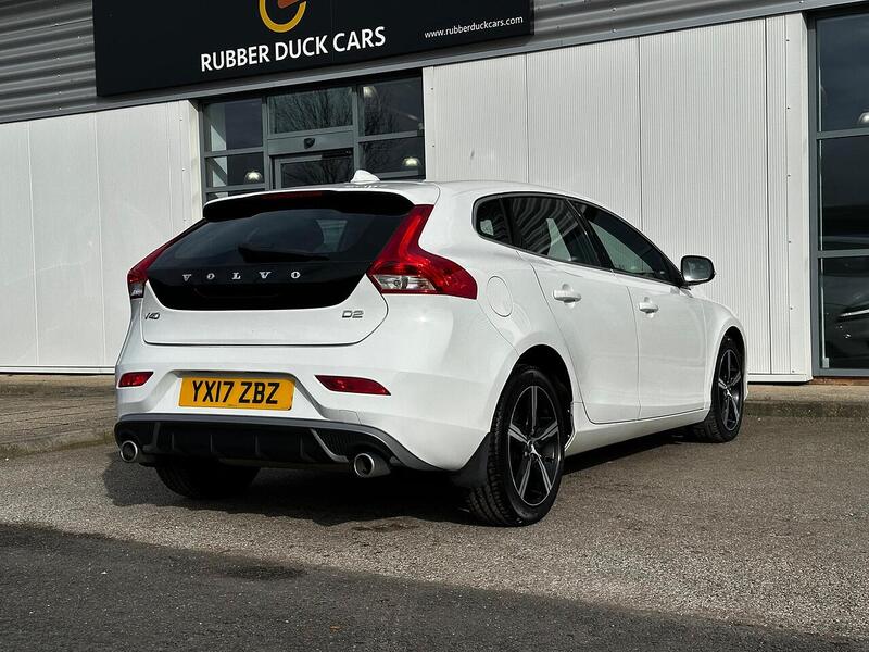 Used Volvo V40 2017 for sale - 77655819: Photo 8