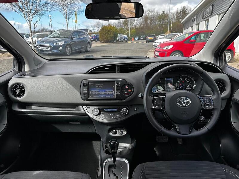 Used Toyota Yaris for sale - 78107369: Photo 10