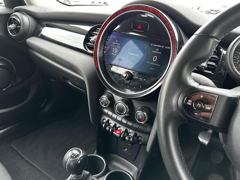 Used MINI Hatch 2022 for sale - 77984861: Photo 10