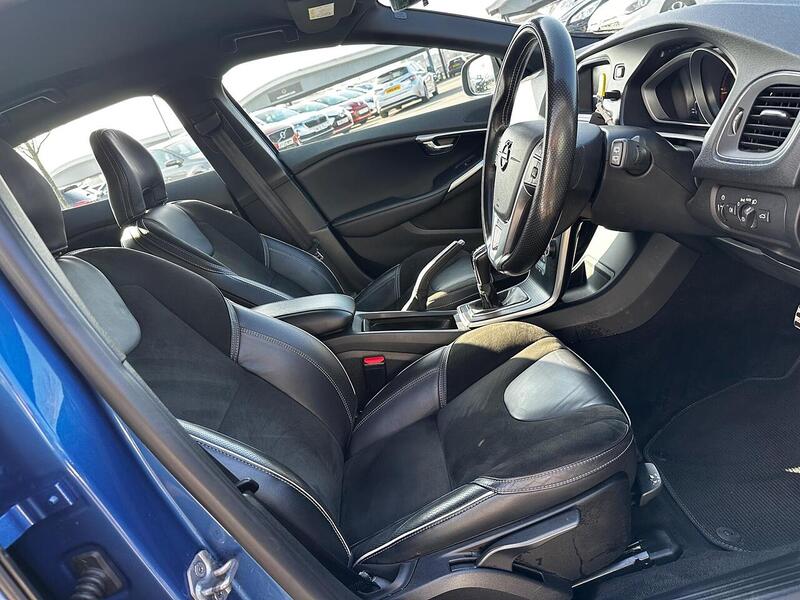 Used Volvo V40 2018 for sale - 77781076: Photo 15