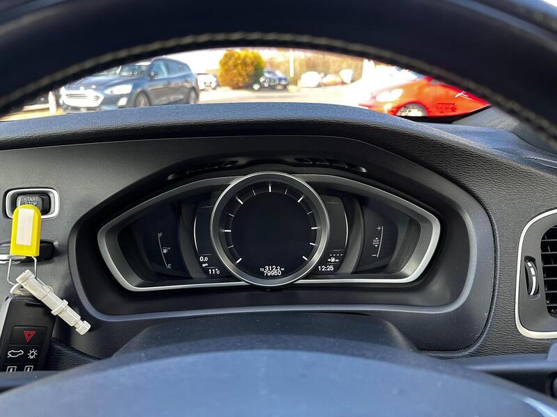 Used Volvo V40 2018 for sale - 77781076: Photo 17